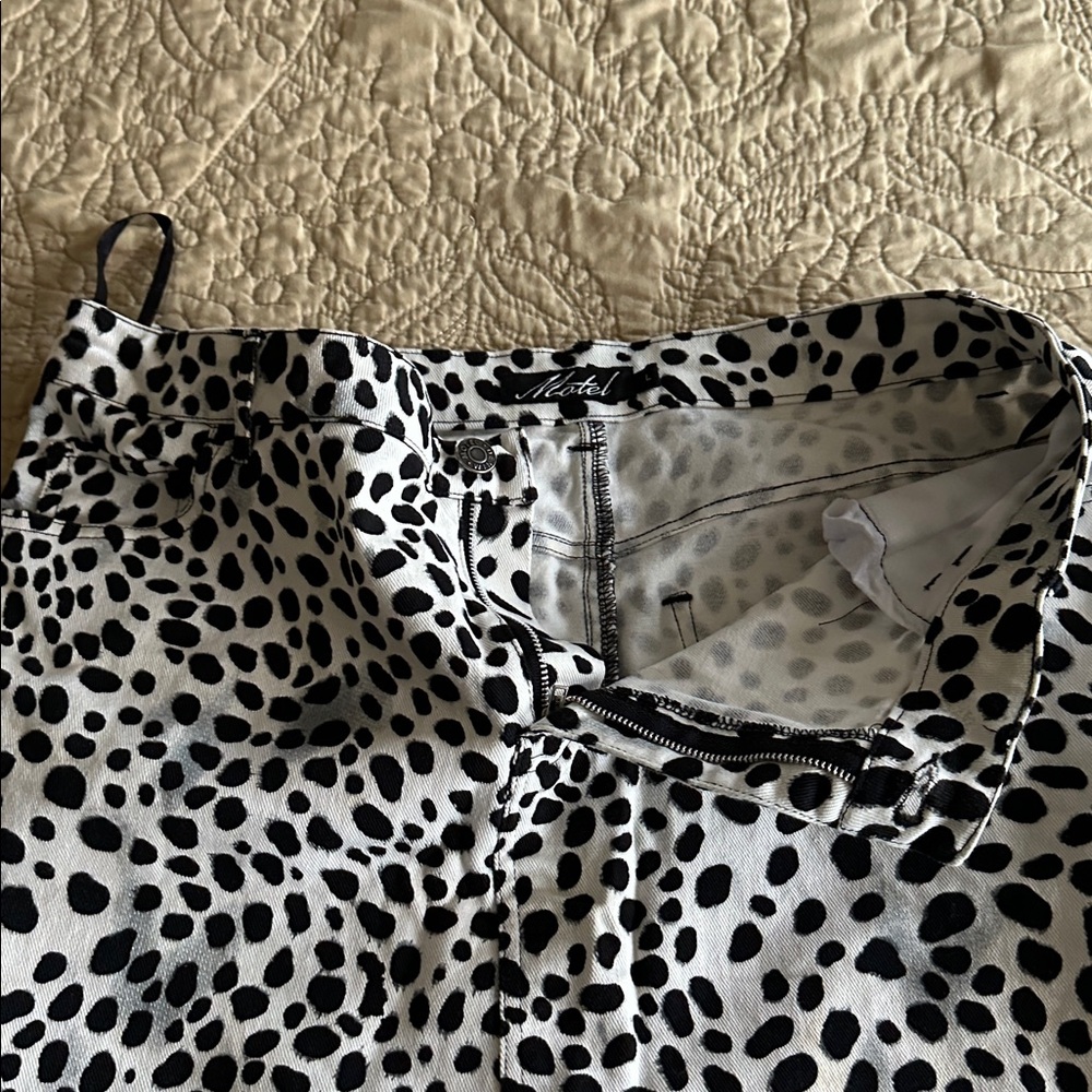 Motel Rocks Black and White Patterned Mini Skirt - Picture 5 of 6
